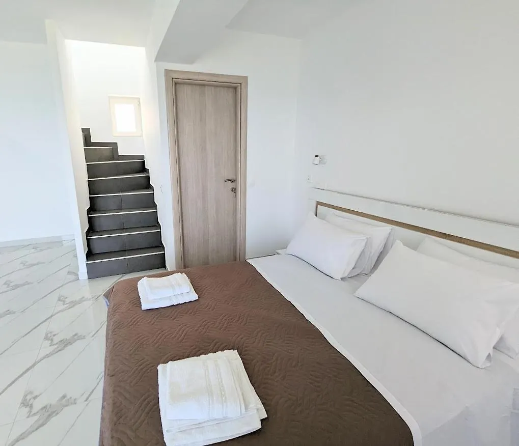 Blue Dream Afytos Aparthotel