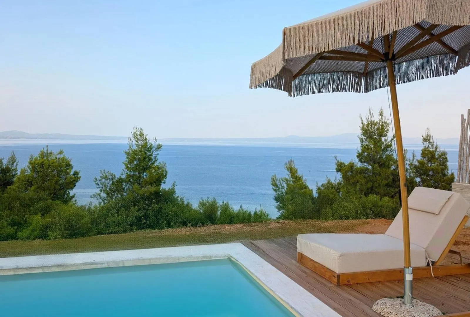 Blue Dream Afytos Aparthotel