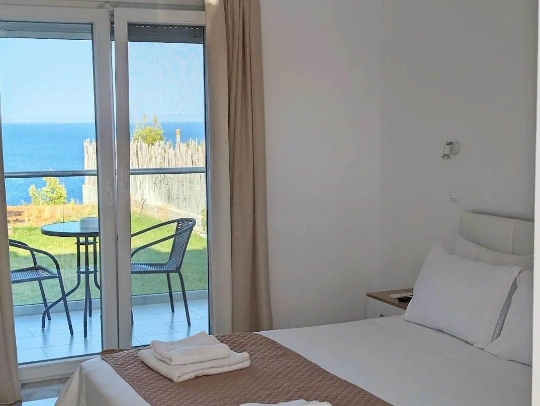 Blue Dream Afytos Aparthotel